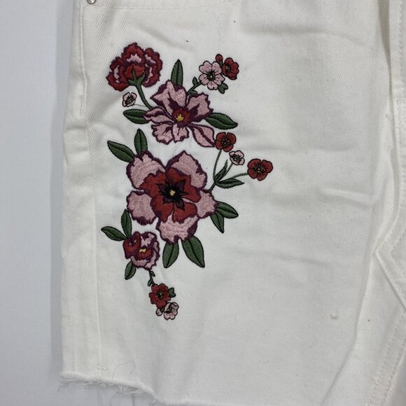PacSun White Denim Floral Embroidered Mini Skirt – Size 24, Frayed Hem, NWT - Picture 5 of 10